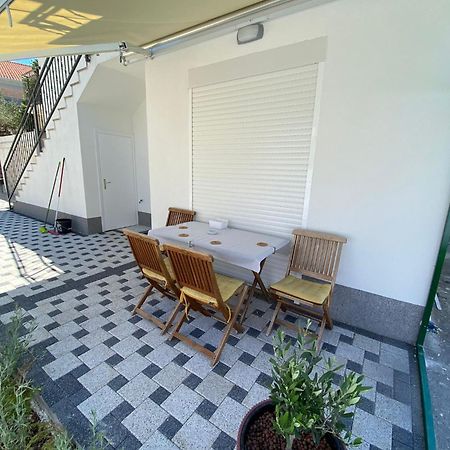 Apartmani Roko Drvenik  Exteriör bild