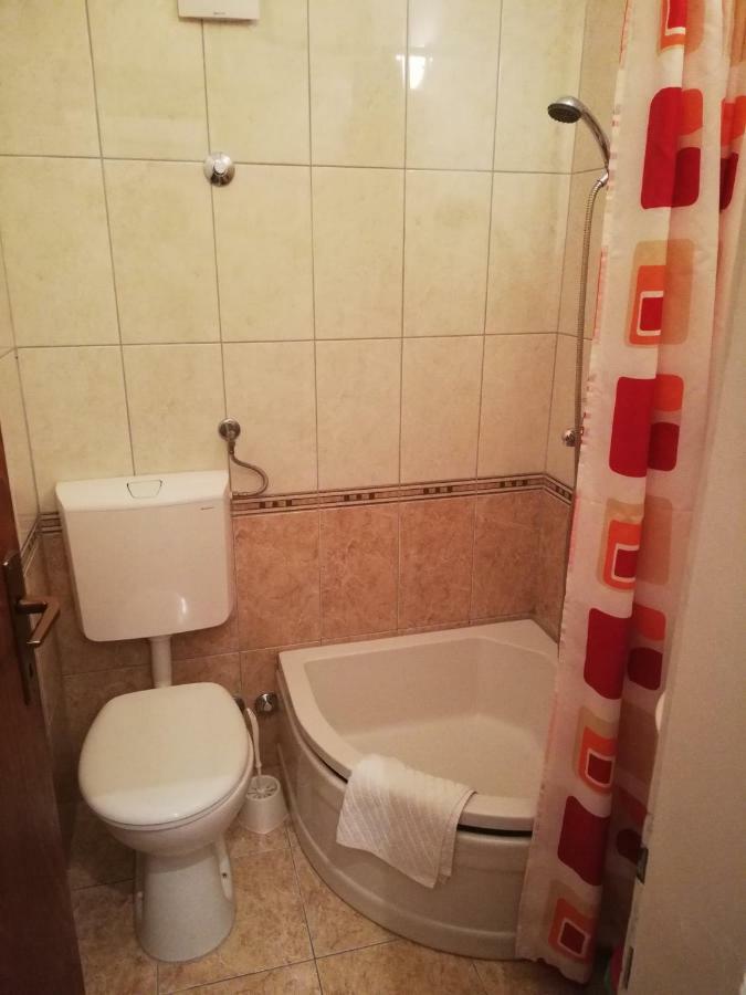 Apartmani Roko Drvenik  Exteriör bild