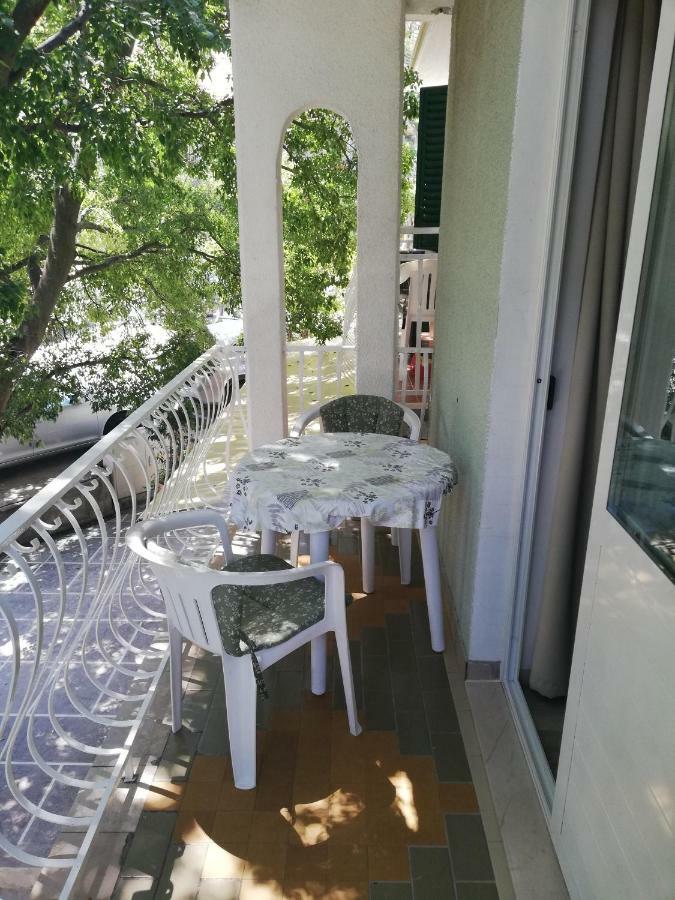 Apartmani Roko Drvenik  Exteriör bild